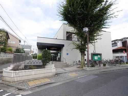 成田図書館